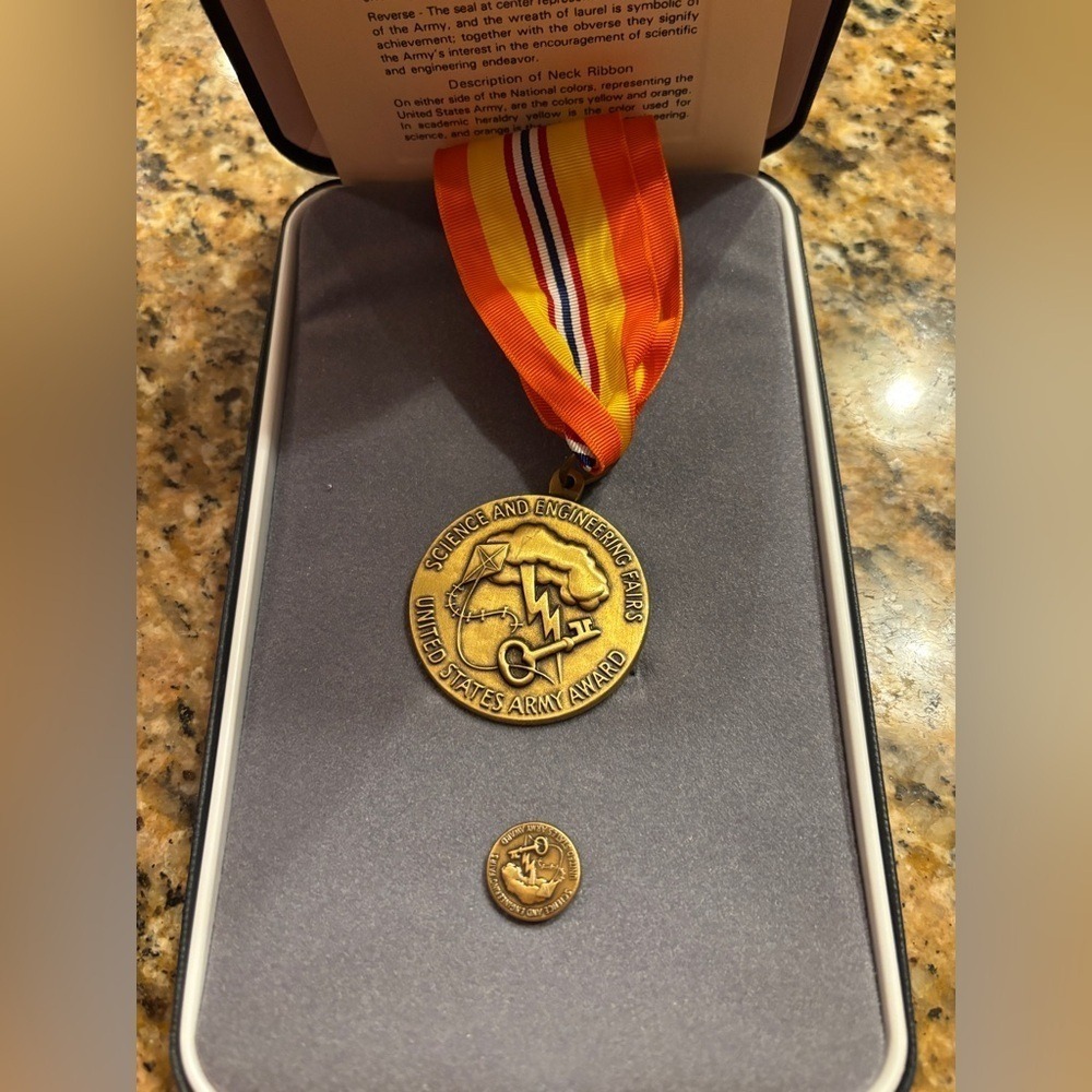 Gold Science and Engineering Fair Medal with Ribbon